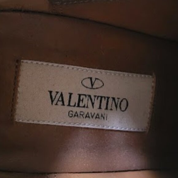 Valentino Garavani Rockstud Strap Heeled Ankle Bootie - Picture 10 of 15